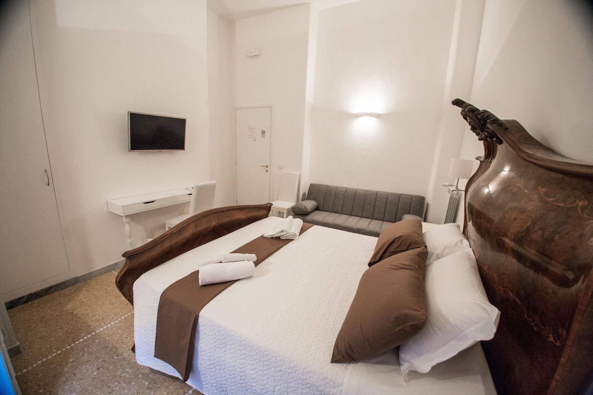 Desiderio Di Roma Hotel Eksteriør billede