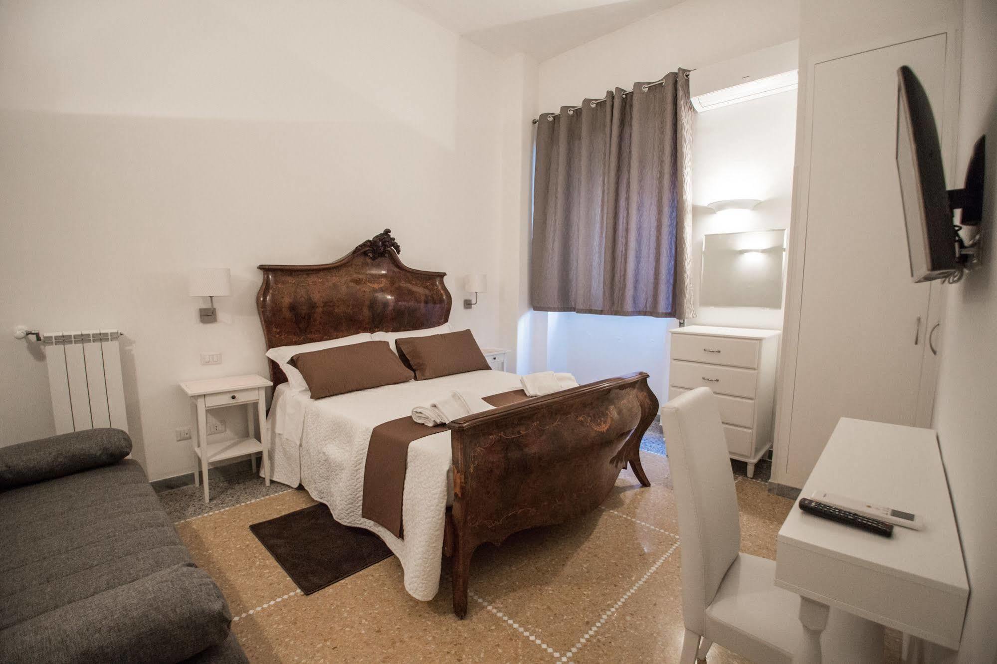 Desiderio Di Roma Hotel Eksteriør billede